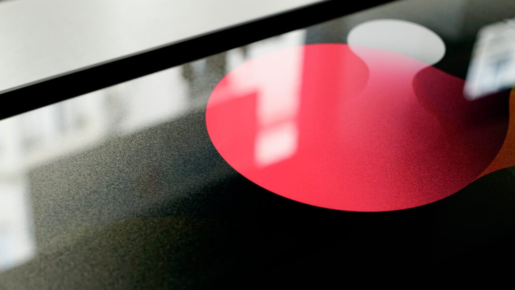 Détail oeuvre en subligraphie sur plaque d'aluminium Chromaluxe